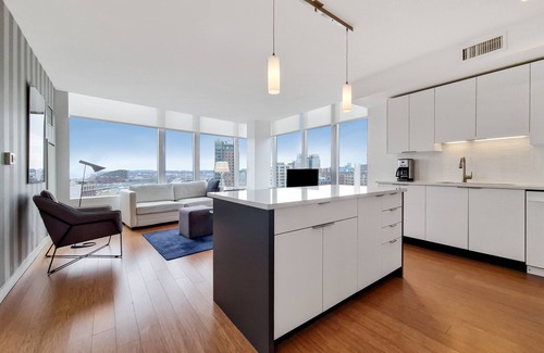Boston Apartment | Stylish Two Bedroom Steps from Boston Common