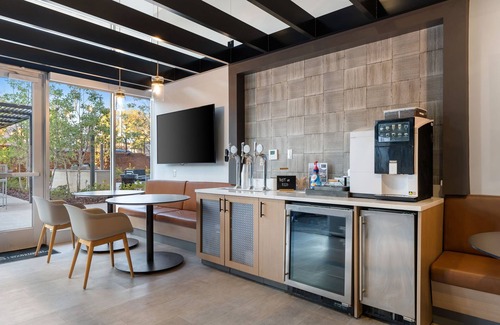 Five Points South Apartment | Stylish Uptown, Downtown Living Apartment With Free Off Road Parking