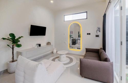 Berawa Villa | Stylish Villa 5 mins to Finns beach club