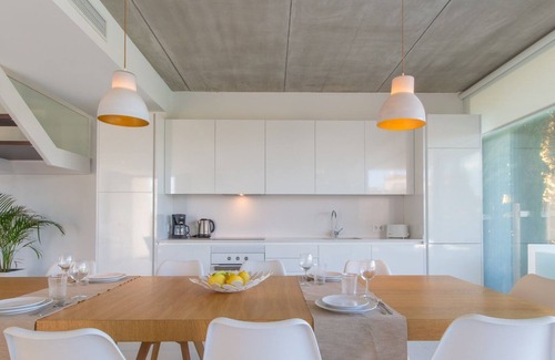 es Bacares Villa | Stylish Villa Barcares Suit near Beach & Town