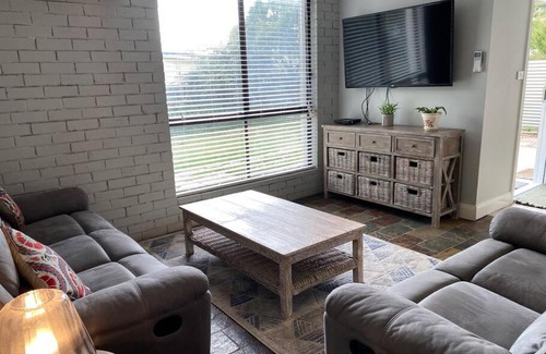 Orange East House | Stylishly renovated bungalow