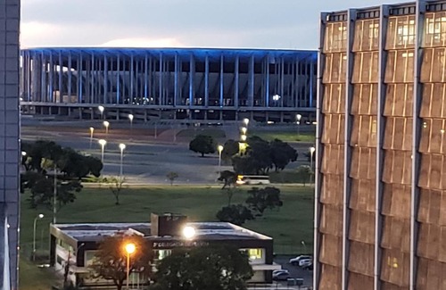 Setor Hoteleiro Norte Apartment | Suíte Executiva com vista pra cidade em hotel de luxo