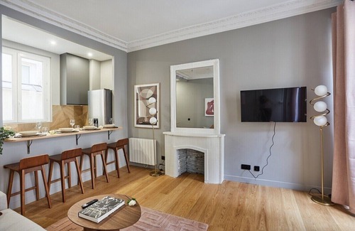 Saint-Merri Apartment | Sublime apartment located next to Beaubourg/Le Maraist