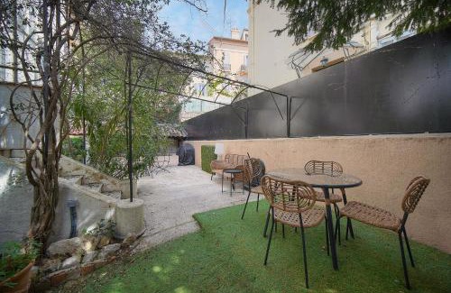 Prado - Republique Apartment | Sublime appartement luxe T3 incroyable Jardin Plein cœur Cannes