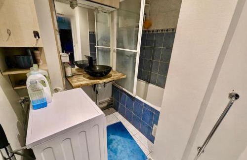 Quartier Chorier-Berriat Apartment | Sublime Chambre - Equipée & Wifi
