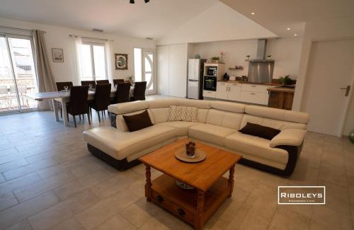 Vias Villa | Sublime Loft de 130m climatisé au calme