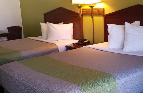 Tallahassee Hotel | Suburban Studios Tallahassee near University
