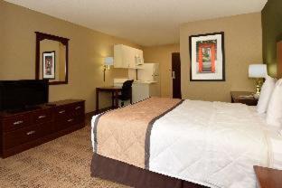 Central Oklahoma City Hotel | Suburban Studios