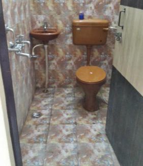 Gomti Nagar Bed & Breakfast | Sudha sadan