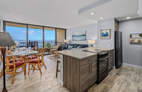 Kihei Condo | Sugar Beach PH31 Front Row Amazing Oceanviews in Highly Upgraded Unit