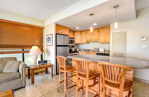 Kihei House | Sugar Beach Resort condo with ocean view, AC - surf, bike & golf