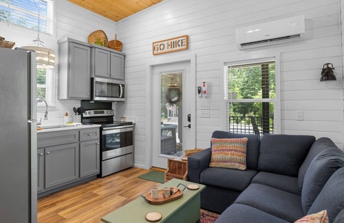 Clarkesville Cottage | Sugar Shack – Tiny Home Stream-Side Living