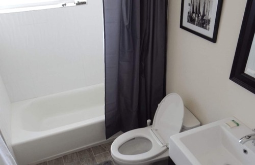 Alice Town Apartment | Suite 2 of 2 bimini lofts newly renovated across from Big Game club steps to radio beach!