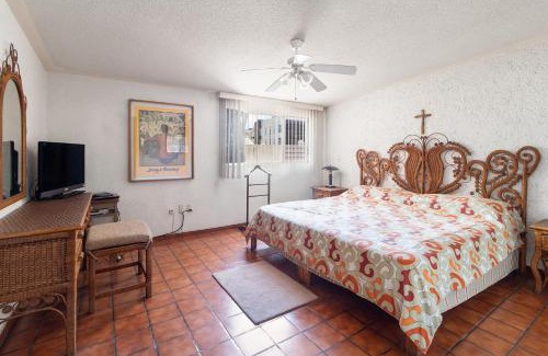 Queretaro Apartment | Suite Amueblada Los Arcos Av B Quintana 102B 1 Recámara