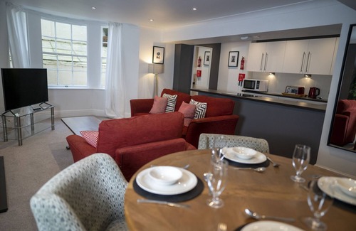 Scarborough Apartment | Suite Apartment at The Helaina