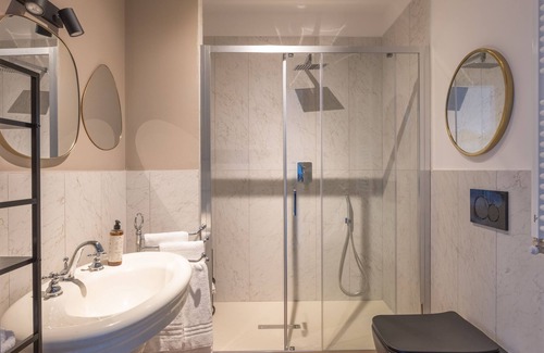Historic Center Bed & Breakfast | Suite-Comfort-Ensuite-City view