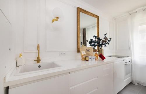 Bagneux Apartment | Suite de Luxe à 10 min de Paris - Sauna, Cinéma