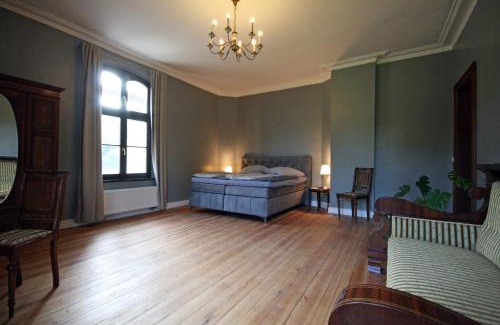 Behren-Luebchin Apartment | Suite Georg Anno 1869 HERRENHAUS VIECHELN