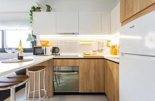 Lagunillas Apartment | Suite Home Cervantes
