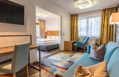 Oberammergau House | Suite - Hotel Arnika
