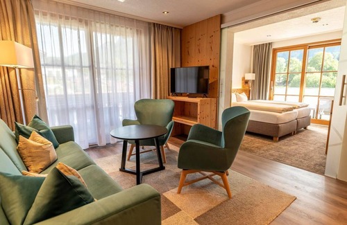 Oberammergau House | Suite - Hotel Arnika