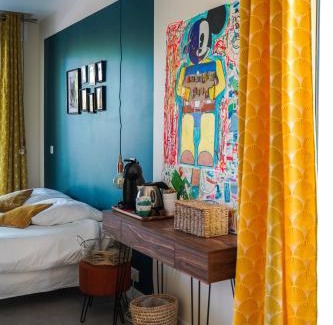 Les Platrieres Bed & Breakfast | suite indépendante au calme avec piscine