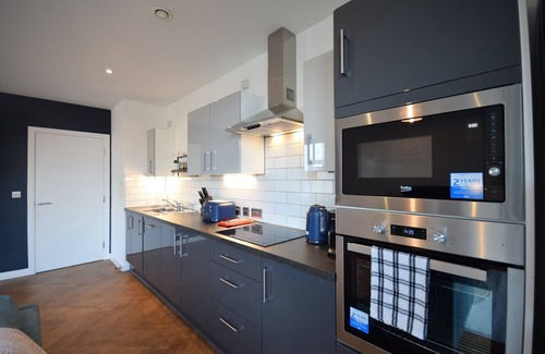 Manchester City Centre Apartment | Suite Life: Top-Floor 2-Bed, 1-Bath in Ancoats
