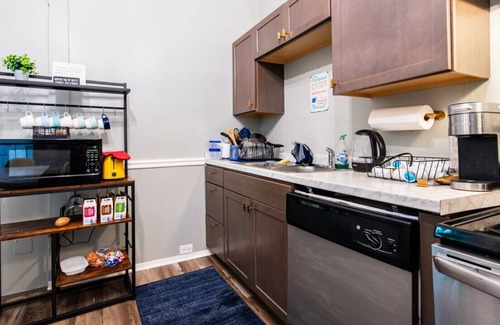 Smoketown Jackson Cabin | Suite near downtown Louisville, KY · Suite I