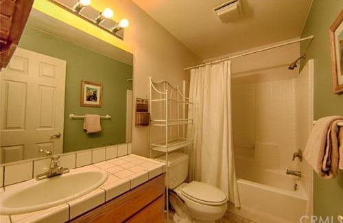 Yosemite West Apartment | Suite Sunshine A