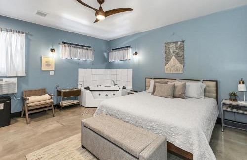 Pacific Hotel | Suite With Jacuzzi And Access To Chef's Kitchen
