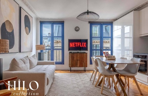 2nd Arrondissement Apartment | Suite Zola by HILO Collection