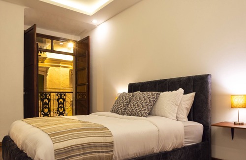 Quito Historic Center Hotel | Suites Experience by Hotel David