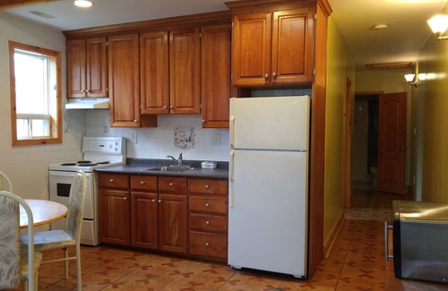 Wasaga Beach House | Suites of Wasaga 2 Whole Building