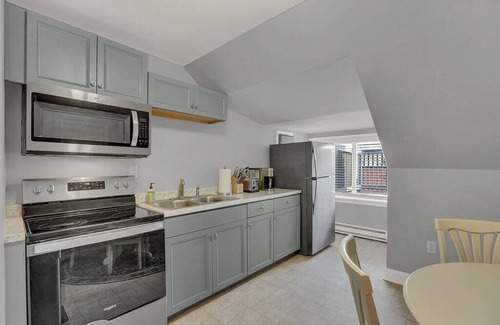 Harrisburg - Hershey Apartment | Suites on Seneca - Gorgeous One Bedroom Apartment