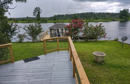 Georgetown House | "SUITS ME" on the Black River