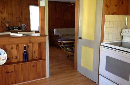 Niantic Cottage | Summer Cottage Rental at Giant's Neck Beach