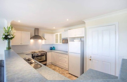 Mollymook House | Summer Days Summary:
