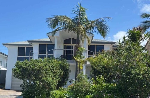 Mollymook House | Summer Days Summary:
