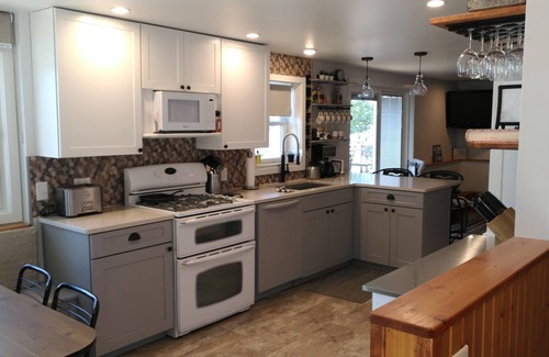 Walkerville Cottage | Summer fun and making memories.