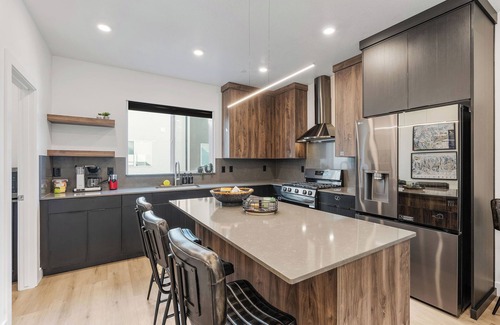 Capitol Hill House | Summer Getaway: Hot tub & Cold Plunge, Gear-dryer