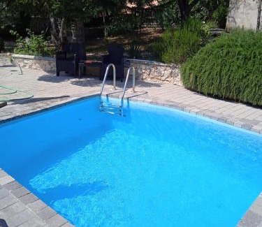 Trn House | Summer House - Adonis