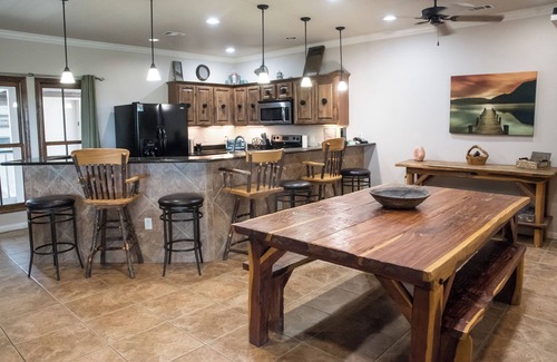 Gruene Condo | Summer Price Drops! Ask about free night! on the Guadalupe River in Gruene!