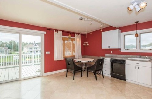 Hampton Bays House | Summer Rental - Hampton Bays Waterfront- FULL MONTH ONLY August - Labor Day