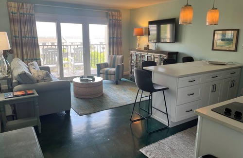 Wrightsville Beach Condo | Summer Sands- Isle Be There Room 406