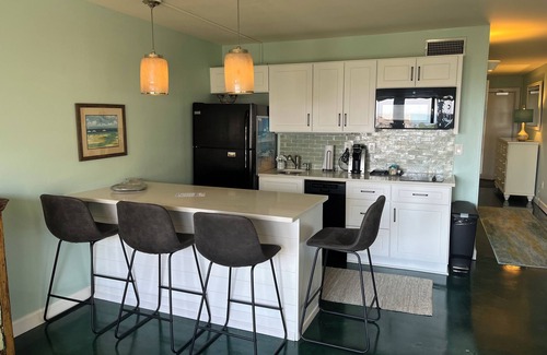 Wrightsville Beach Condo | Summer Sands- Isle Be There Room 406