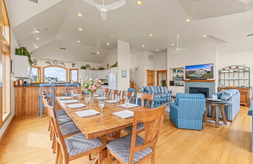 Ocean Isle Estates House | SUMMER SAVINGS - Luxurious Oceanfront Home w/Pool, Hot Tub, Elevator, Tiki Bar