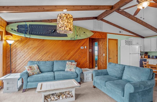 Rodanthe House | SUMMER SAVINGS - Semi-Oceanfront Dog Friendly Home w/Sun Deck, Grill, Smart TVs