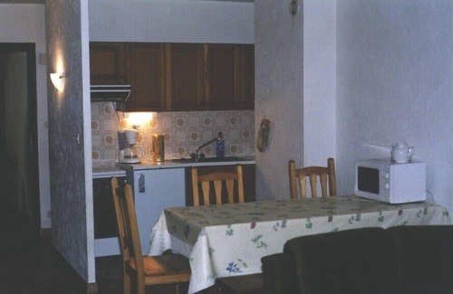 Saint-Gervais-les-Bains Apartment | SUMMER/WINTER SKI RENTALS available: Large FAMILY Apartment (1bedroom+1cabine)