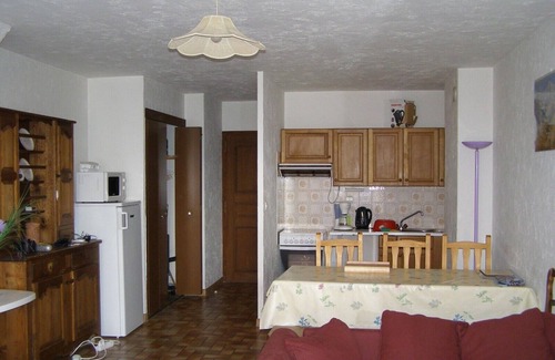Saint-Gervais-les-Bains Apartment | SUMMER/WINTER SKI RENTALS available: Large FAMILY Apartment (1bedroom+1cabine)