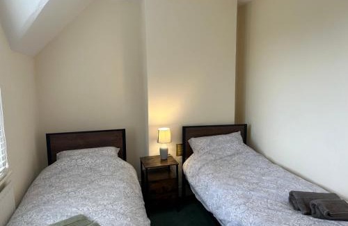 Little Malvern House | Summerfield